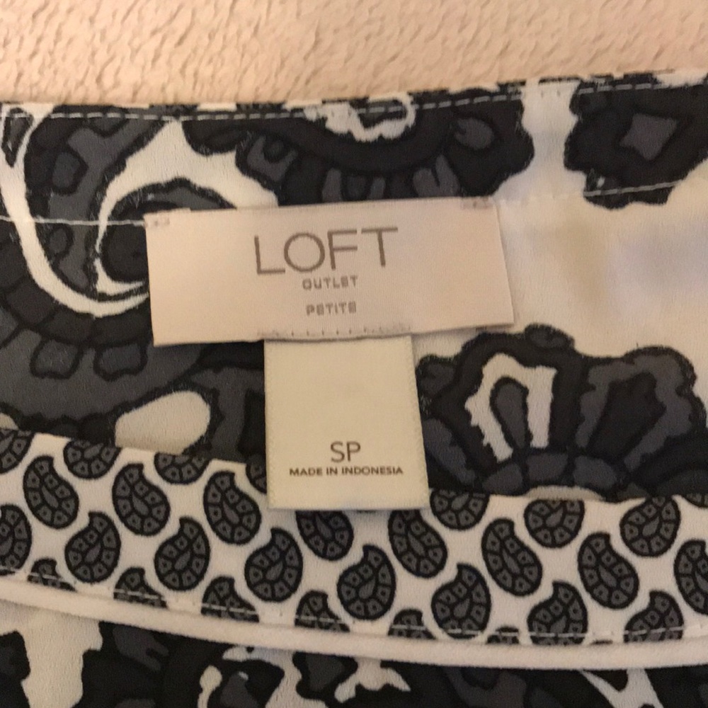 LOFT blouse - Picture 4 of 5